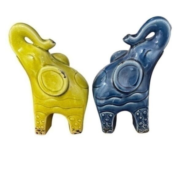 Barinas Elephant Statuaries Crackle Glaze chartreuse green glue color - Picture 1 of 12